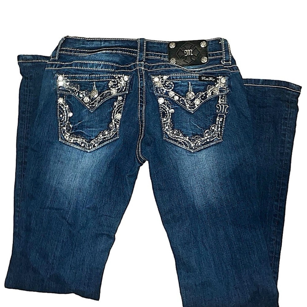 Miss Me Jeans,bootcut, size 28, inseam is 30, EUC!